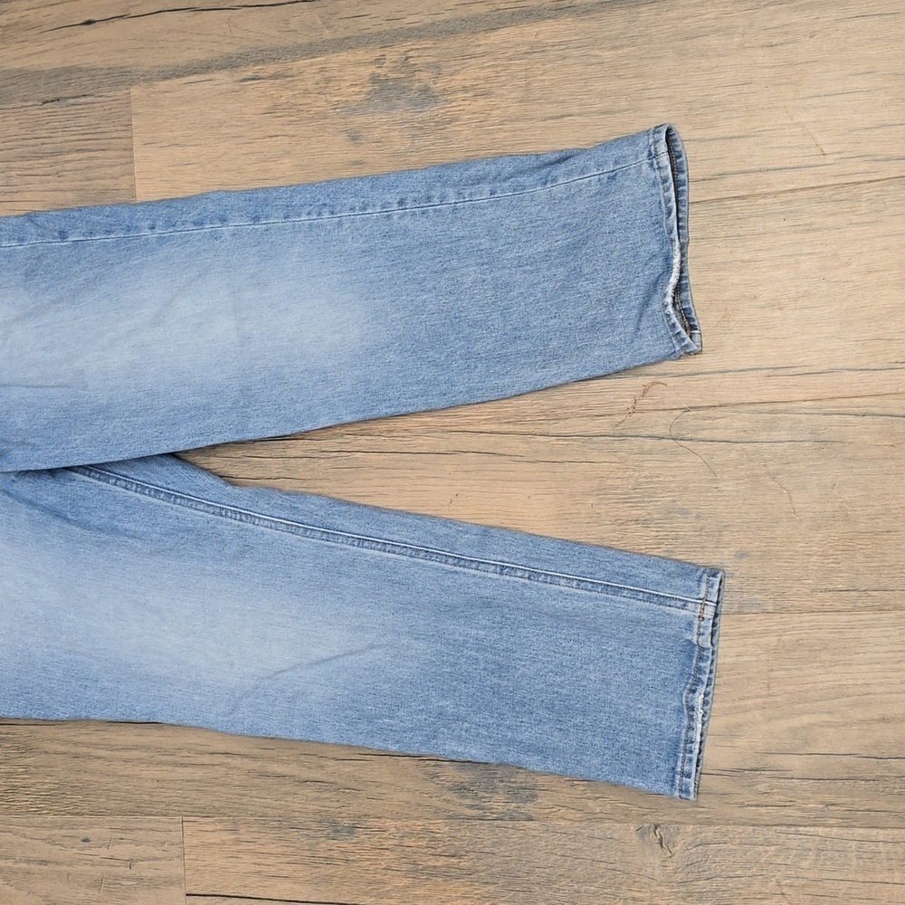 J. CREW Classic Straight Cropped Denim Jeans| Size 26P - Picture 4 of 11